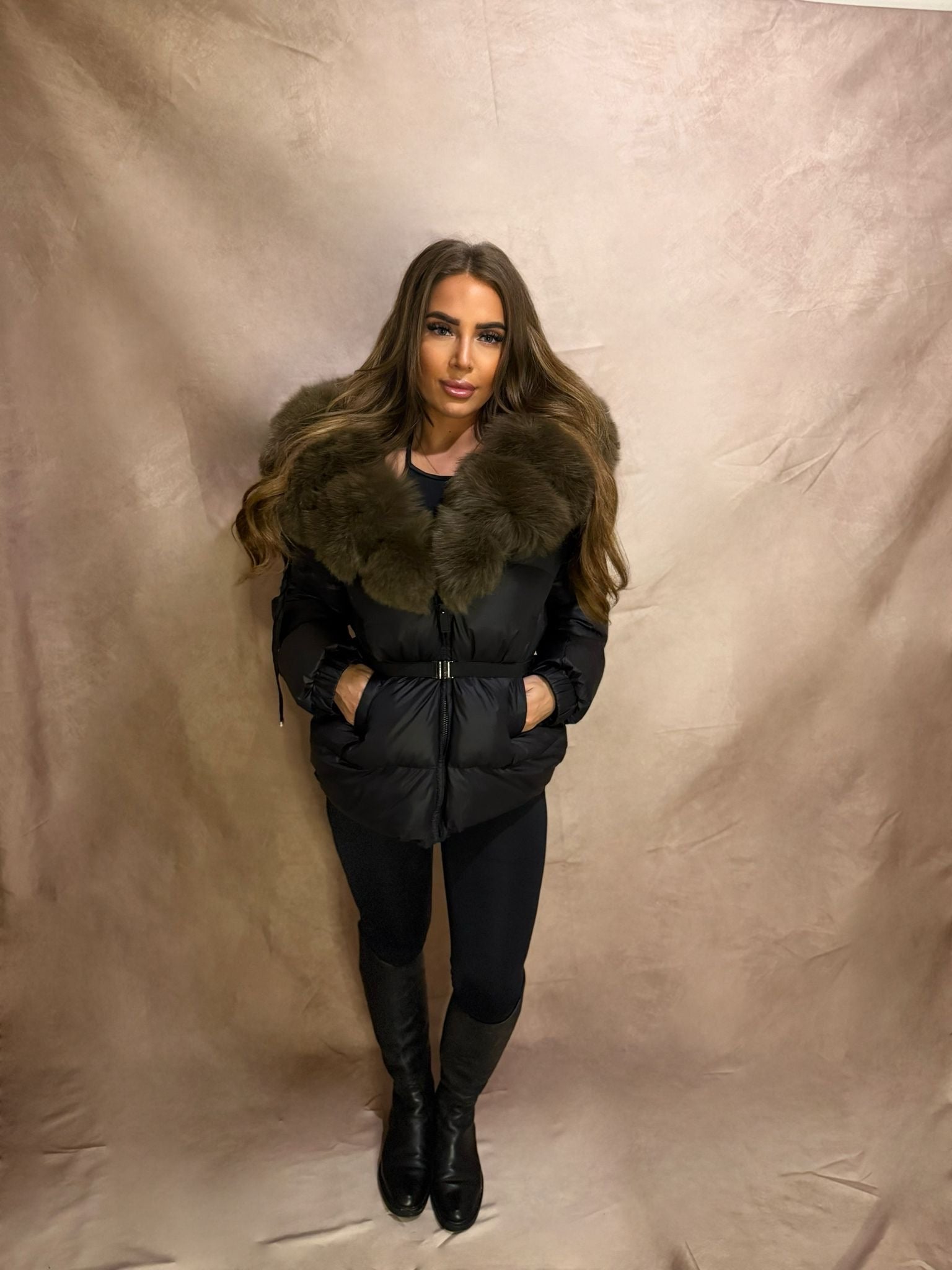 Sorelle Noir London - Eclipse Short Puffer