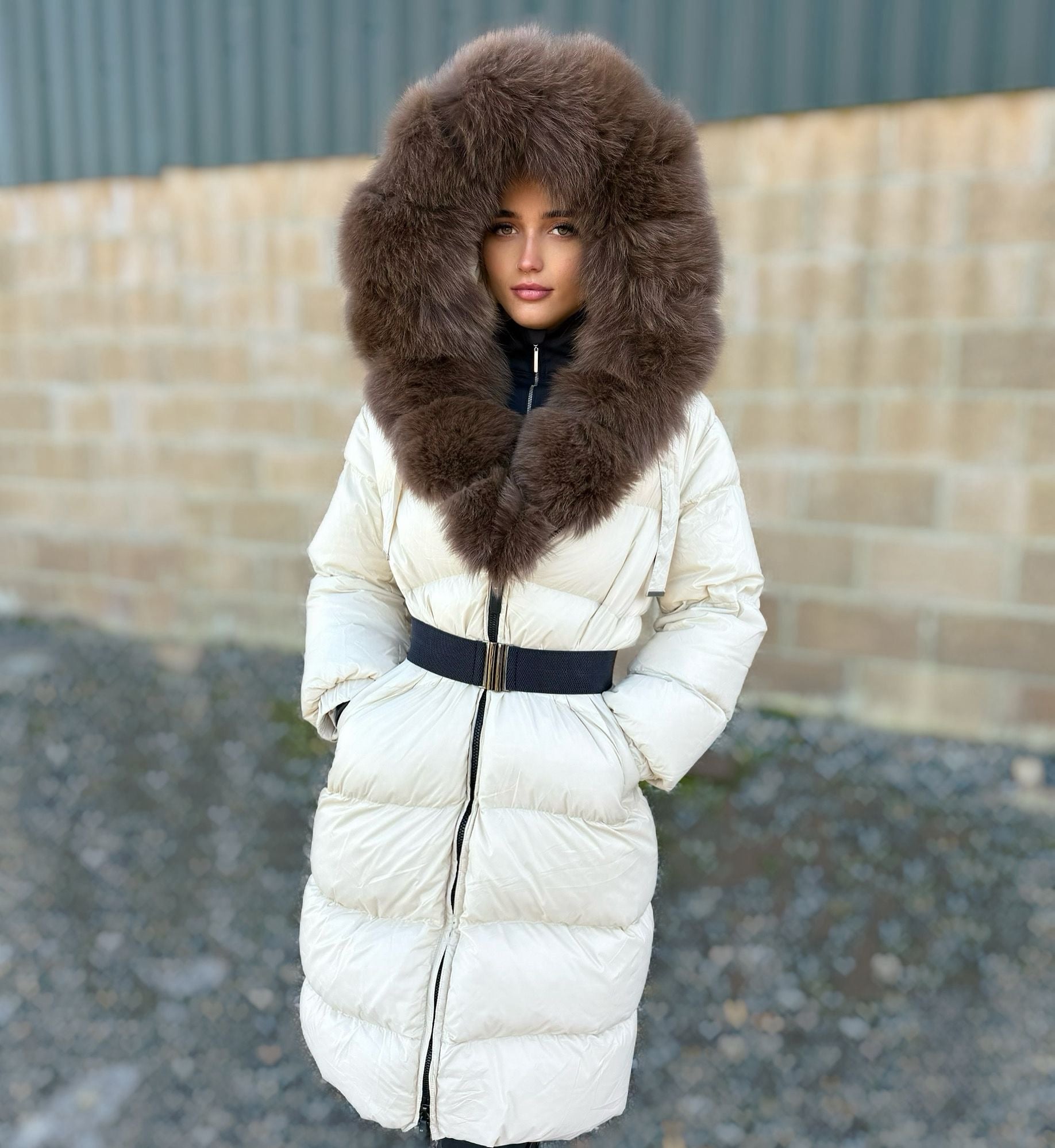 Sorelle Noir London – Arctic Ivory